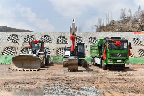 中鐵二十局研制生產的國內首套隧道施工電動出碴設備問世